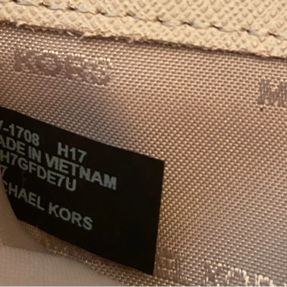 Michael Kors Blush Pink And Gold Dot Wristlet Wallet